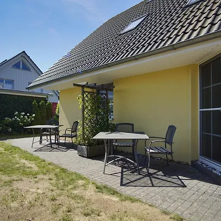 Nah Am Meer, Ruhige Lage, Gratis Nutzung Vom Ahoi Erlebnisbad Und Sauna In Sellin - Haus Inselblick 01 Apartamento Goehren (Ruegen)