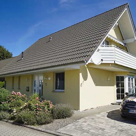 Nah Am Meer, Ruhige Lage, Gratis Nutzung Vom Ahoi Erlebnisbad Und Sauna In Sellin - Haus Inselblick 01 *