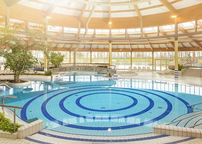 Nah Am Meer, Ruhige Lage, Gratis Nutzung Vom Ahoi Erlebnisbad Und Sauna In Sellin - Haus Inselblick 01 Appartement *